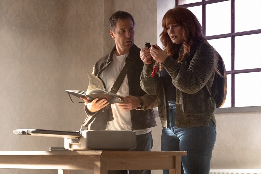 Sam Rockwell como Aidan e Bryce Dallas Howard como Elly em Argylle - O Superespião (Divulgação / Universal)