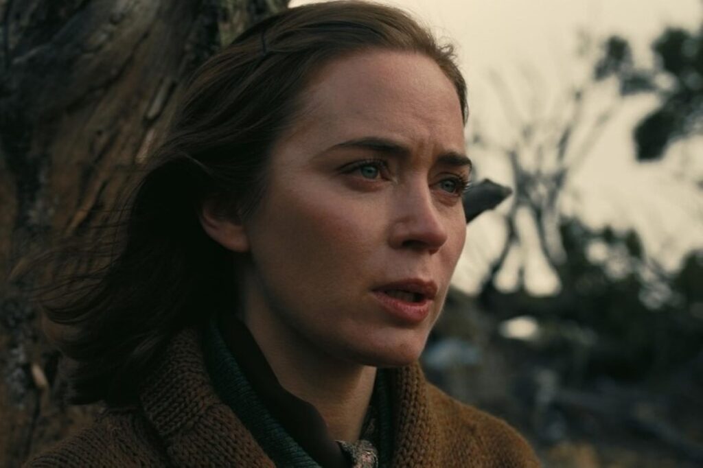 Emily Blunt soube de indicação no Oscar em momento inusitado Emily Blunt como Kitty em Oppenheimer (Reprodução)