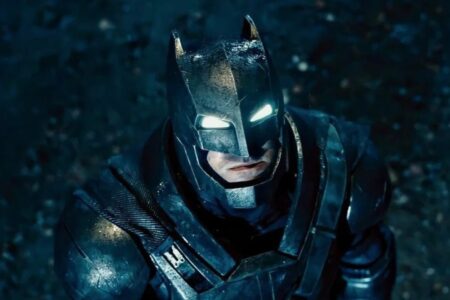 Ben Affleck revela o que mais odiava ao interpretar o Batman: “As roupas eram horríveis” Ben Affleck como Batman em Batman vs. Superman: A Origem da Justiça (Reprodução / DC)