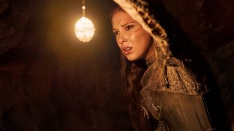 Millie Bobby Brown como princesa Elodie em Donzela (Divulgação / Netflix)