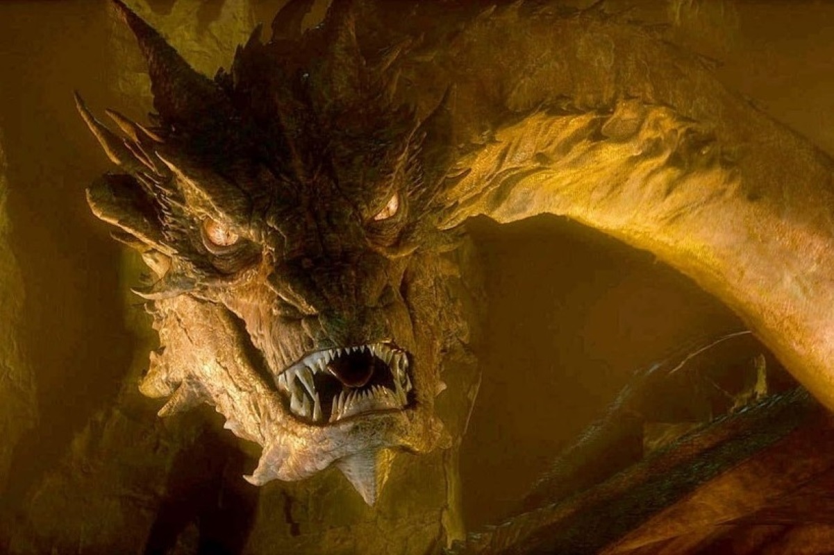 Filmes com dragões para assistir nos streamings 3 Smaug em O Hobbit (Reprodução)