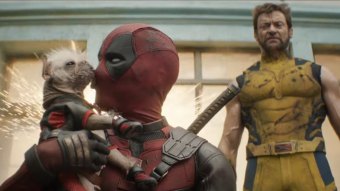 Hugh Jackman e Ryan Reynolds em Deadpool & Wolverine (Reprodução / Marvel)