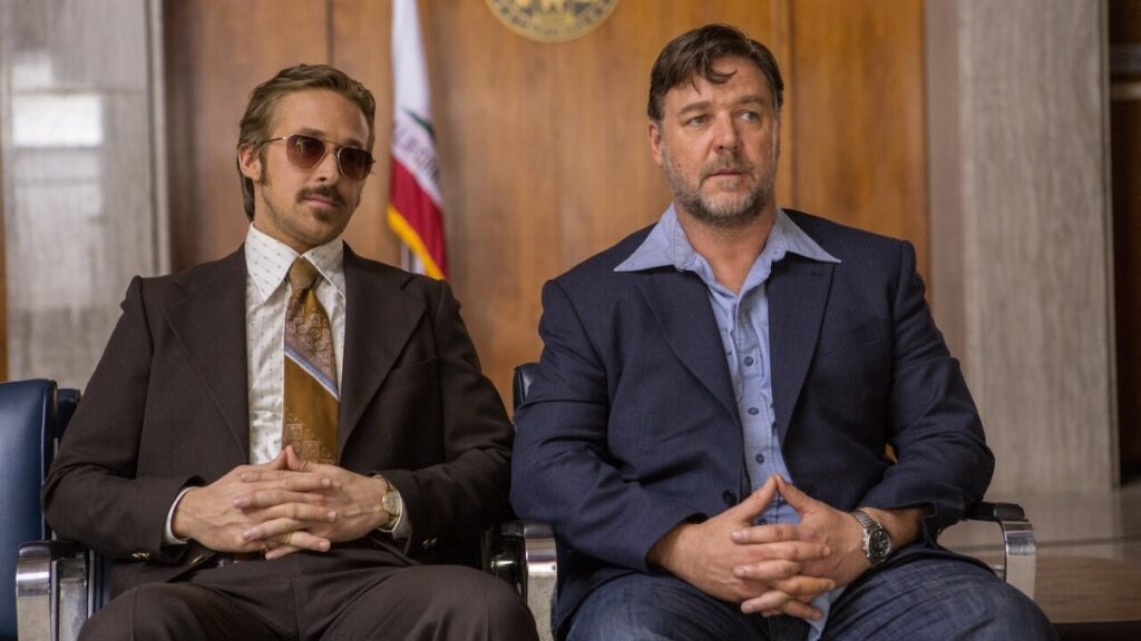 Dois Caras Legais não ganhou sequência por causa de Angry Birds Ryan Gosling como Holland March e Russell Crowe como Jackson Healy em Dois Caras Legais (Reprodução)