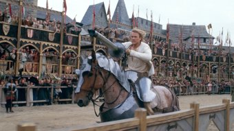 Heath Ledger como William Thatcher em Coração de Cavaleiro (Reprodução)