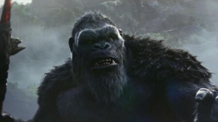 Godzilla e Kong: Esqueleto gigantesco de titã gera teorias Kong em Godzilla e Kong: O Novo Império (Reprodução / Warner Bros.)