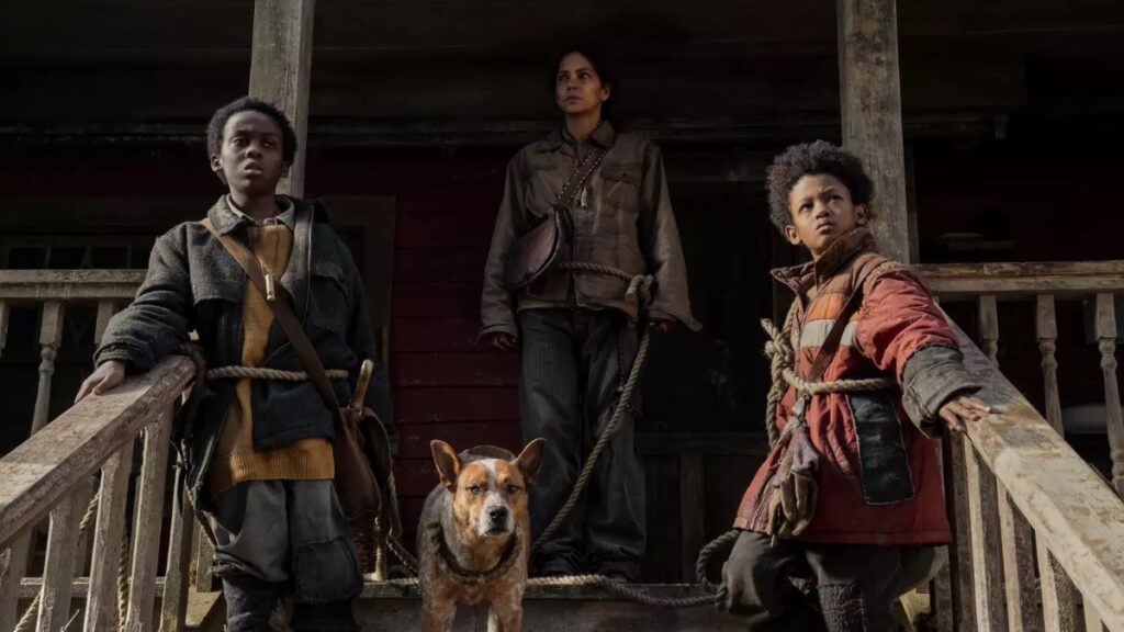 Anthony B. Jenkins, Halle Berry e Percy Daggs IV em Never Let Go (Divulgação / Lionsgate)