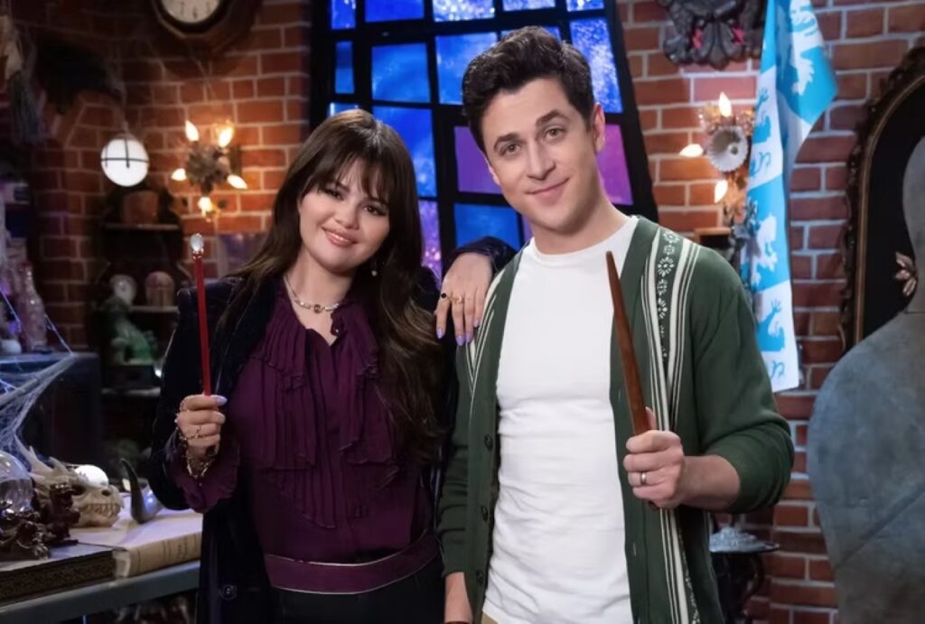 Revival de Os Feiticeiros de Waverly Place ganha trailer oficial Selena Gomez e David Henrie em Wizards Beyond Waverly Place (Divulgação / Disney)