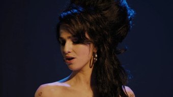 Marisa Abela como Amy Winehouse em Back to Black (Reprodução)