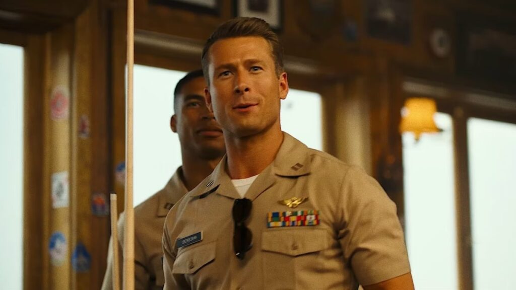 Glenn Powell como Jake em Top Gun: Maverick (Reprodução)