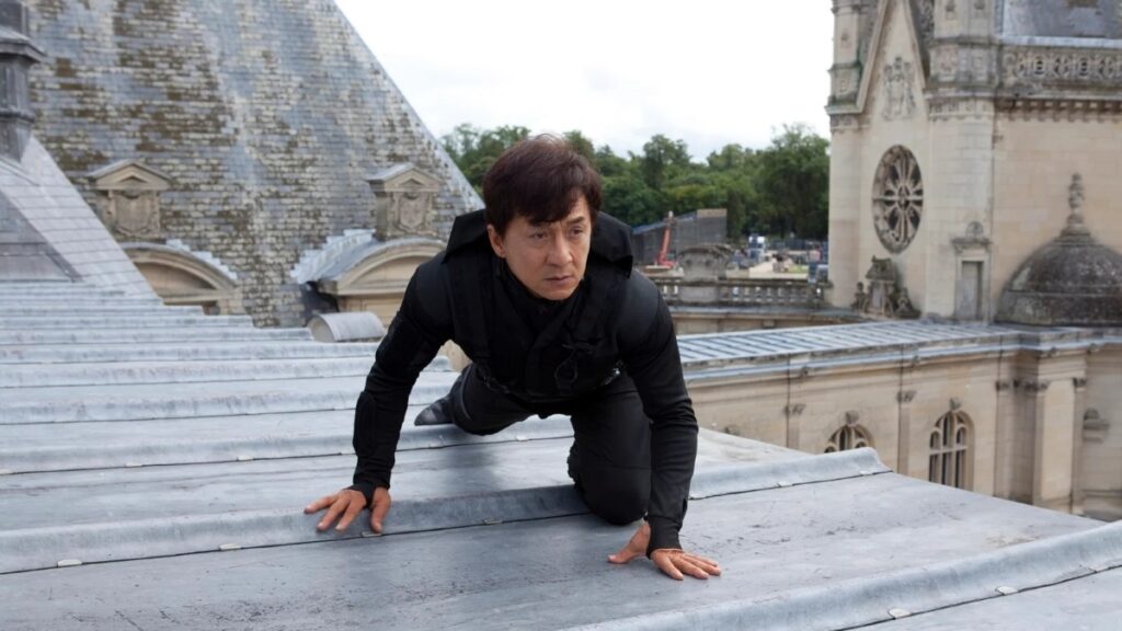 Jackie Chan quebrou recorde mundial com comédia de ação Jackie Chan em cena de Operação Zodíaco (Reprodução)