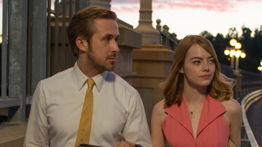 Ryan Gosling quer refazer cena de La La Land: “momento que me assombra” Emma Stone e Ryan Gosling em La La Land (Reprodução)