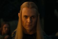 Charlie Vickers como Sauron em O Senhor dos Anéis: Os Anéis de Poder (Reprodução / Prime Video)