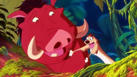 Timão e Pumba em O Rei Leão (Reprodução)