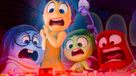 Atores de Divertida Mente 2 analisam as teorias mais malucas dos fãs Tristeza, Alegria, Nojinho, Raiva e Medo em Divertida Mente 2 (Reprodução / Disney)