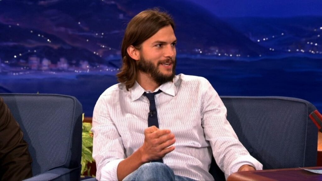 Ashton Kutcher comenta o uso de IA no futuro do cinema Ashton Kutcher em Conan (Reprodução)