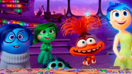 Tristeza, Nojinho, Inveja, Ansiedade e Alegria em cena de Divertida Mente 2 (Reprodução / Disney)