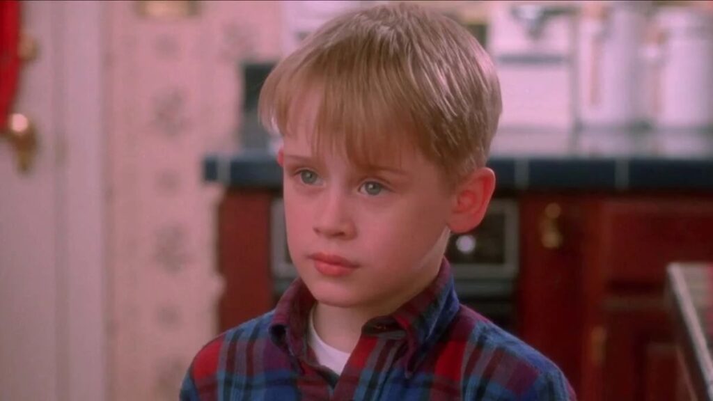 Macaulay Culkin em Esqueceram de Mim afetou escolha de atores em Harry Potter Macaulay Culkin como Kevin em Esqueceram de Mim (Reprodução)