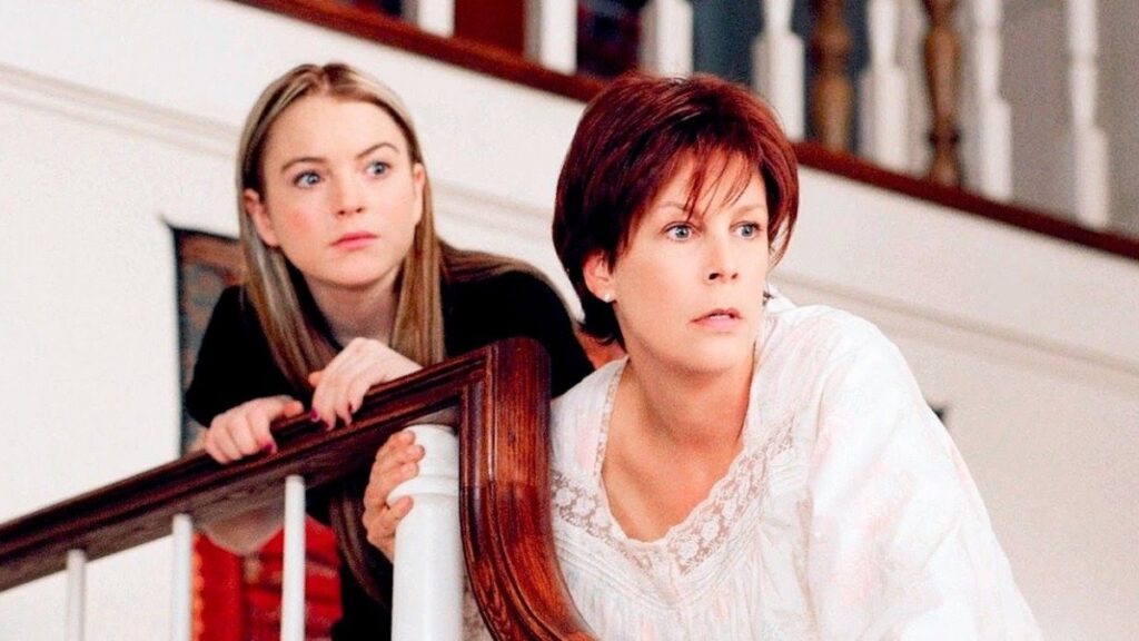 Sequência de Sexta-Feira Muito Louca está em produção Lindsay Lohan como Anna e Jamie Lee Curtis como Tess em Sexta-Feira Muito Louca (Reprodução)