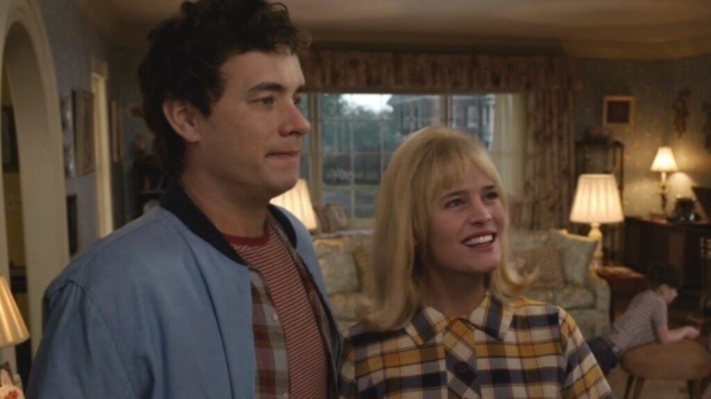 Tom Hanks e Robin Wright estrelam filme onde a câmera não se move Tom Hanks como Richard e Robin Wright como Margaret em Here (Reprodução / Sony Pictures)