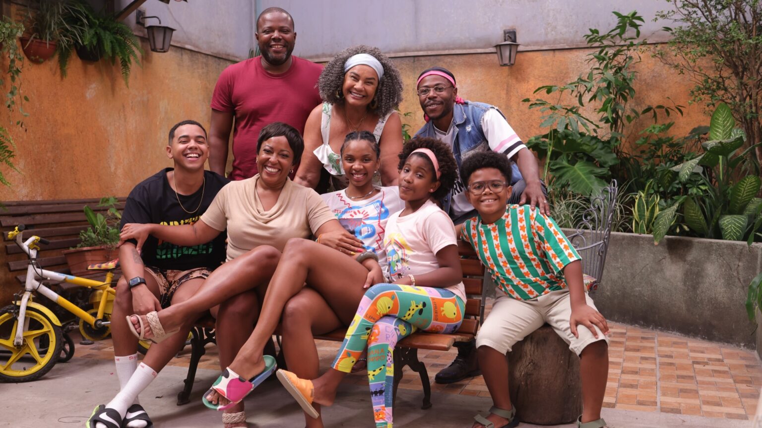 Elenco de Toda Família Tem (Divulgação / Prime Video)