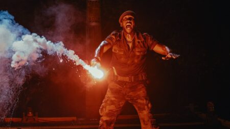 Os dinossauros que aparecem no trailer de Jurassic World: Recomeço Mahershala Ali Jurassic World Rebirth