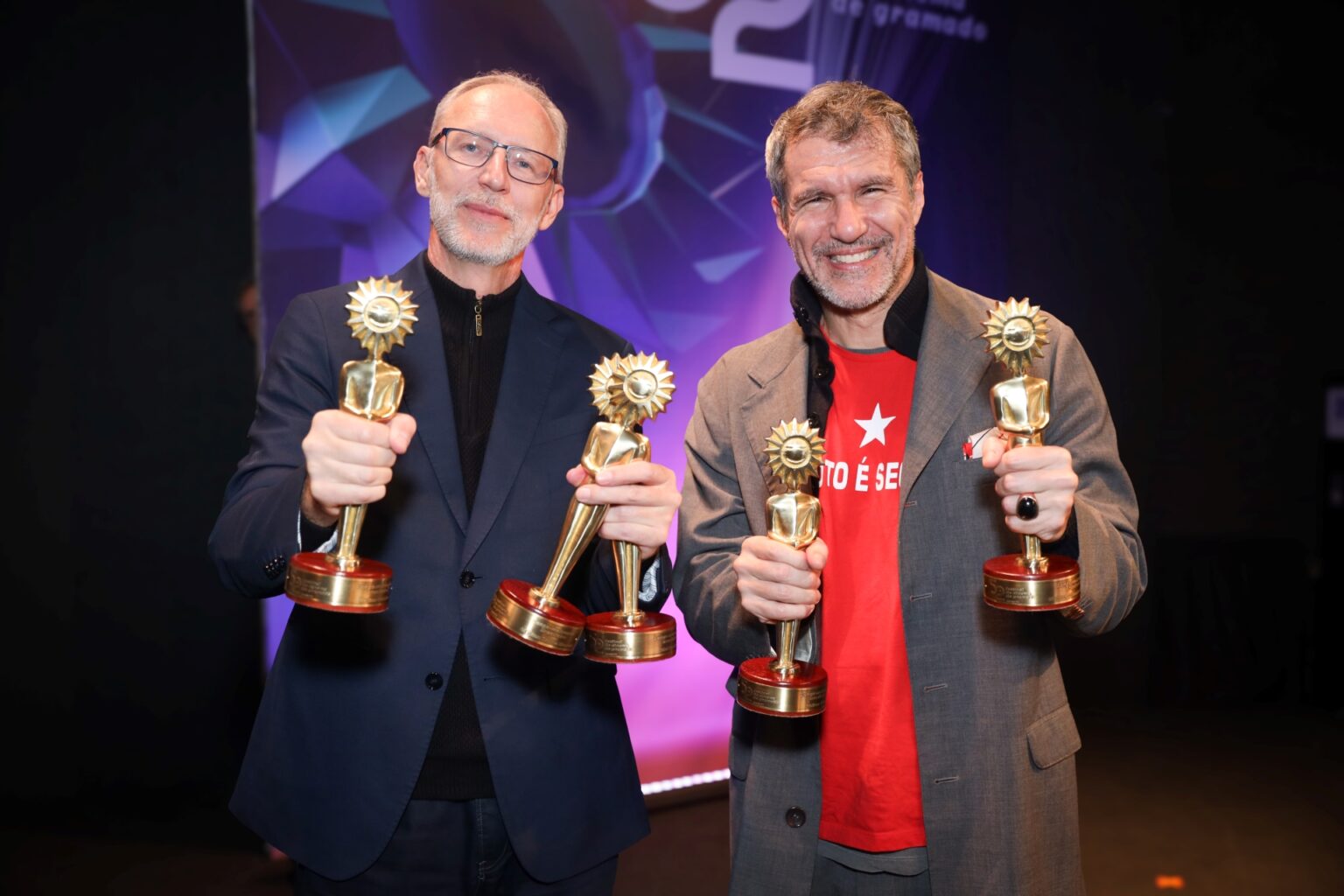 Estômago 2 é o filme mais premiado do 52ª Festival de Gramado Diretor Marcos Jorge e o ator Nicola Siri, que dá vida ao mafioso italiano Dom Caroglio em Estômago 2 (Foto: Lucas Ramos)