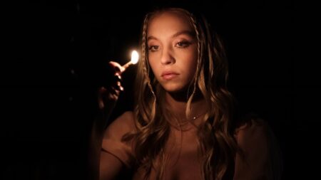 Sydney Sweeney como Cassie em Euphoria (Reprodução / HBO)