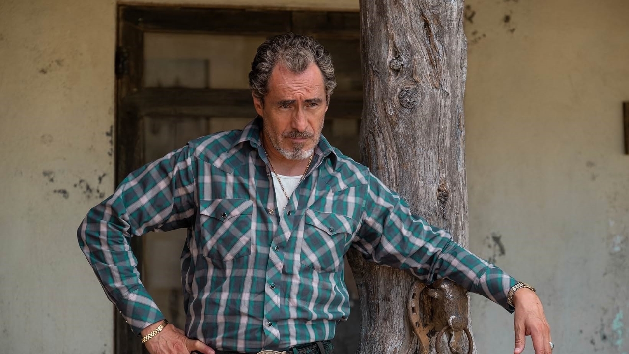 Indicado ao Oscar entra no elenco de O Telefone Preto 2 1 Demián Bichir como Chava em Meu Amigo Lutcha (Reprodução / Netflix)