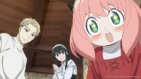 Loid, Yor e Anya em cena de SPY X FAMILY Código Branco (Divulgação / Crunchyroll)