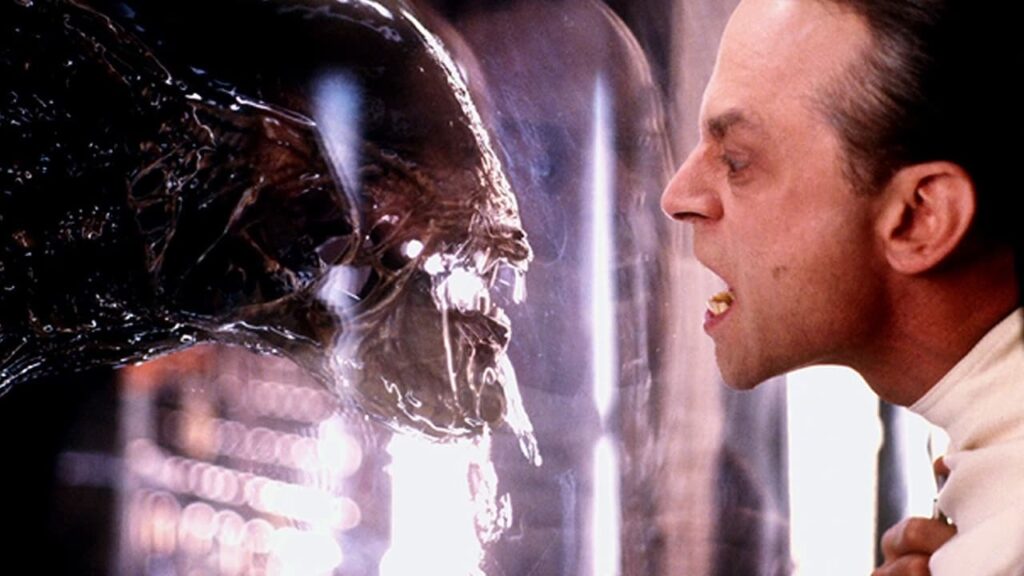 Diretor pensou que franquia Alien havia morrido Cena de Alien: A Ressurreição (Reprodução)