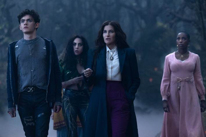 Cinco motivos que fazem Agatha Harkness ser uma inspiração feminina 3 Elenco de Agatha Desde Sempre