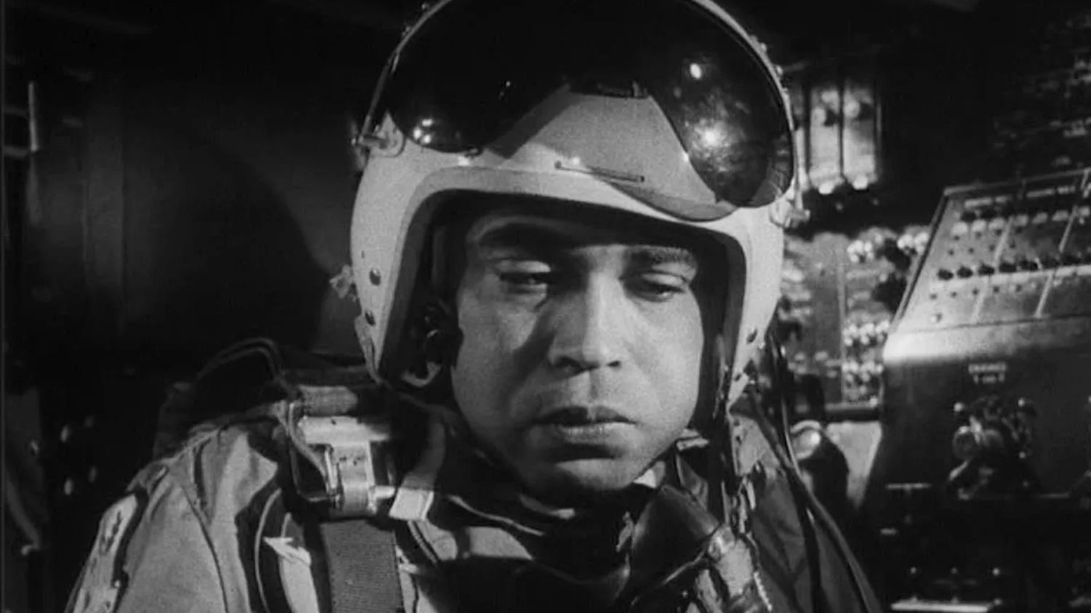 Cinco papéis inesquecíveis de James Earl Jones 3 James Earl Jones como Lothar Zogg em Dr. Fantástico (Reprodução)