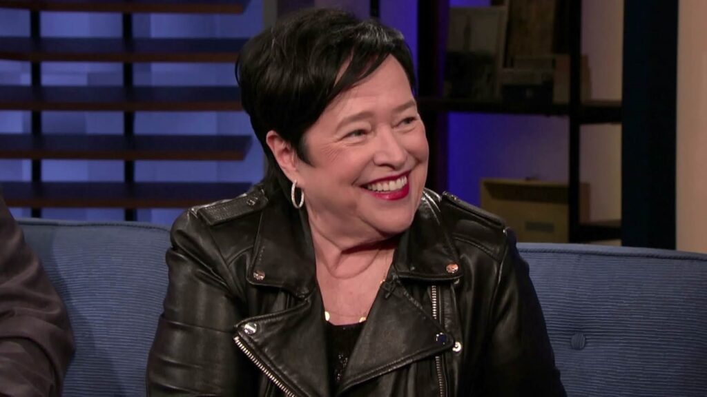 Kathy Bates anuncia aposentadoria antes da estreia de seu último trabalho Kathy Bates (Reprodução)