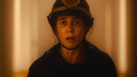 Marjorie Estiano como Ana em Abraço de Mãe (Reprodução / Lupa Filmes)