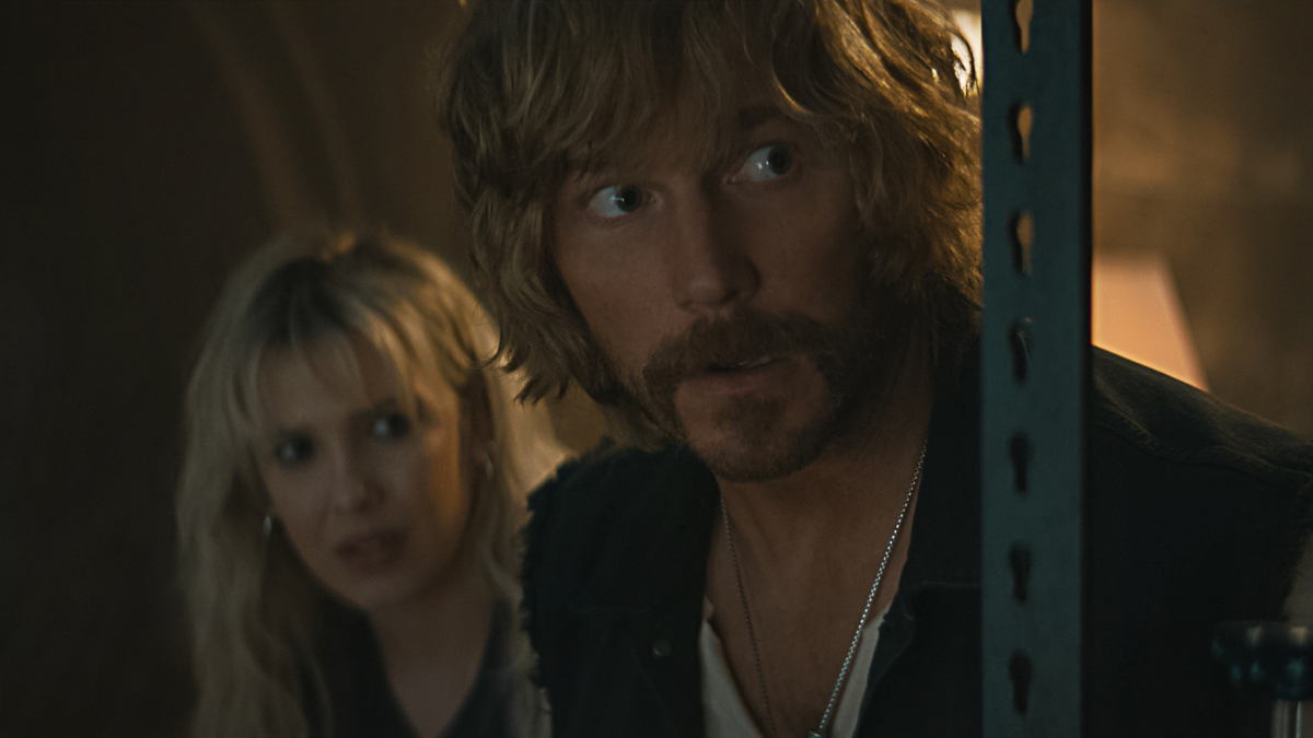 Chris Pratt e Millie Bobby Brown em novo filme da Netflix