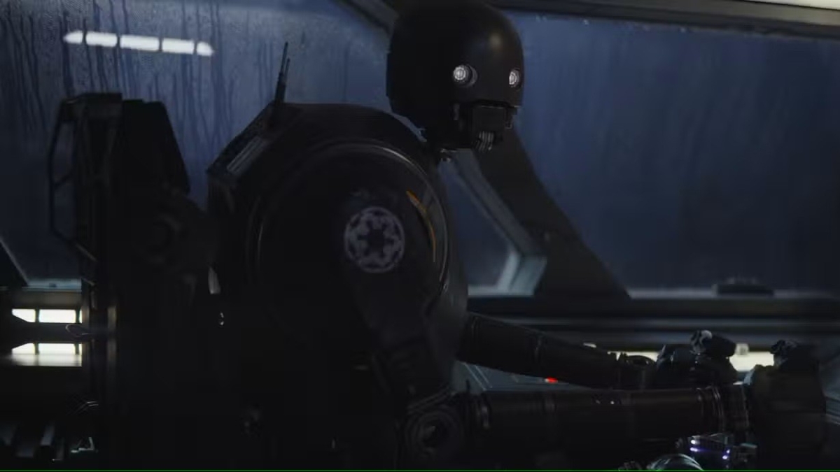 Alan Tudyk fala sobre manter segredo sobre participação em Star Wars: Andor 1 K-2SO (Alan Tudyk) em Rogue One: Uma História Star Wars (Reprodução / Lucasfilm)