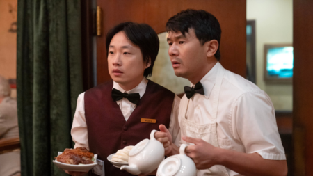 Disney+ divulga trailer e poster de Interior Chinatown Disney+ divulga trailer e poster de Interior Chinatown