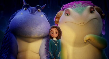Princesa está em missão para salvar sua família no trailer de Enfeitiçados Princesa Ellian (Rachel Zegler) em Enfeitiçados (Reprodução)