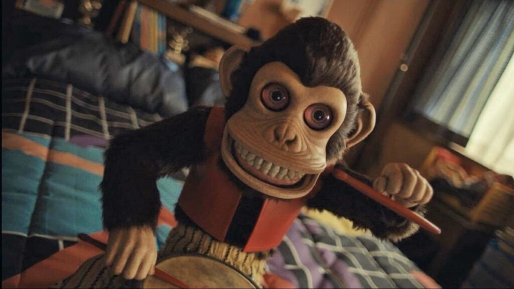 Brinquedo sinistro causa mortes terríveis no teaser de O Macaco O Macaco (Reprodução)