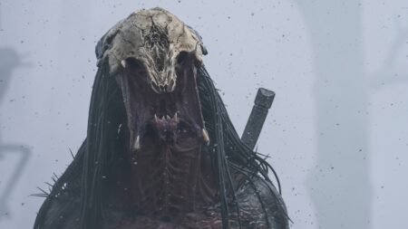 Predator: Badlands ganha data oficial de lançamento Predador em O Predador: A Caçada (Reprodução)