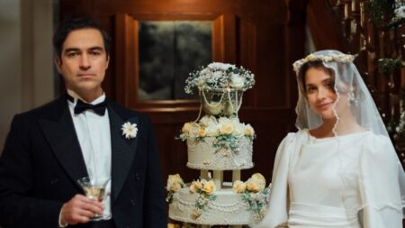 Alfonso Herrera e Nicole Wallace em La Casa de los Espiritus (Divulgação / Prime Video)