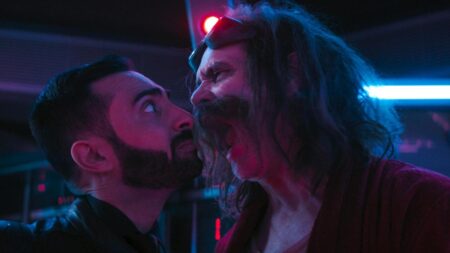 Jim Carrey revela motivo para voltar em Sonic 3: “Eu preciso do dinheiro” Lee Majdoub e Jim Carrey em Sonic 3: O Filme (Reprodução / Paramount)