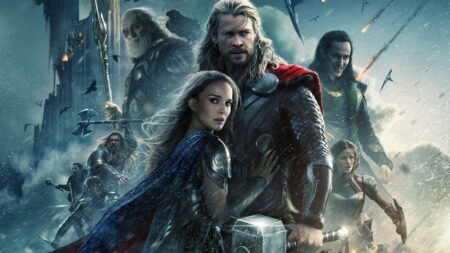Chris Hemsworth e Natalie Portman em Thor: O Mundo Sombrio (Divulgação / Marvel)