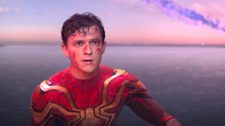 Tom Holland como Homem-Aranha em Homem-Aranha: Sem Volta Para Casa (Reprodução / Sony)