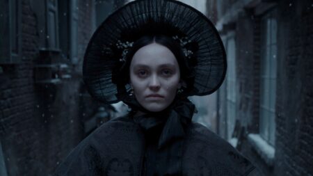 Lily-Rose Depp em Nosferatu (Reprodução / Universal Pictures)