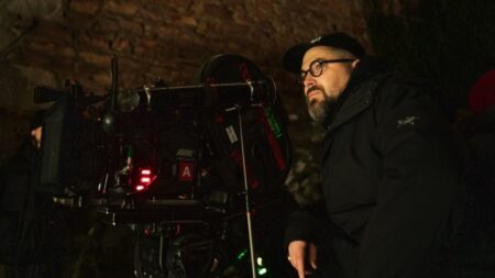 Robert Eggers no set de Nosferatu (Divulgação / Universal)