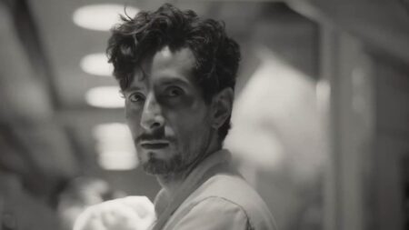 Raúl Briones como Pedro em A Cozinha (Reprodução / Max)