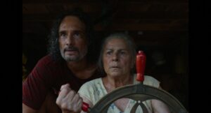 Vencedor do Urso de Prata no Festival de Berlim, O Último Azul ganha cartaz oficial Rodrigo Santoro como Cadu e Denise Weinberg como Tereza em O Último Azul (Divulgação/Guillermo Garza)