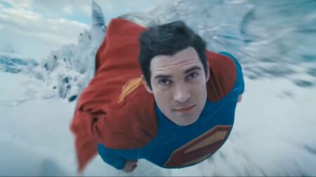 David Corenswet como Superman em Superman (Reprodução / DC)