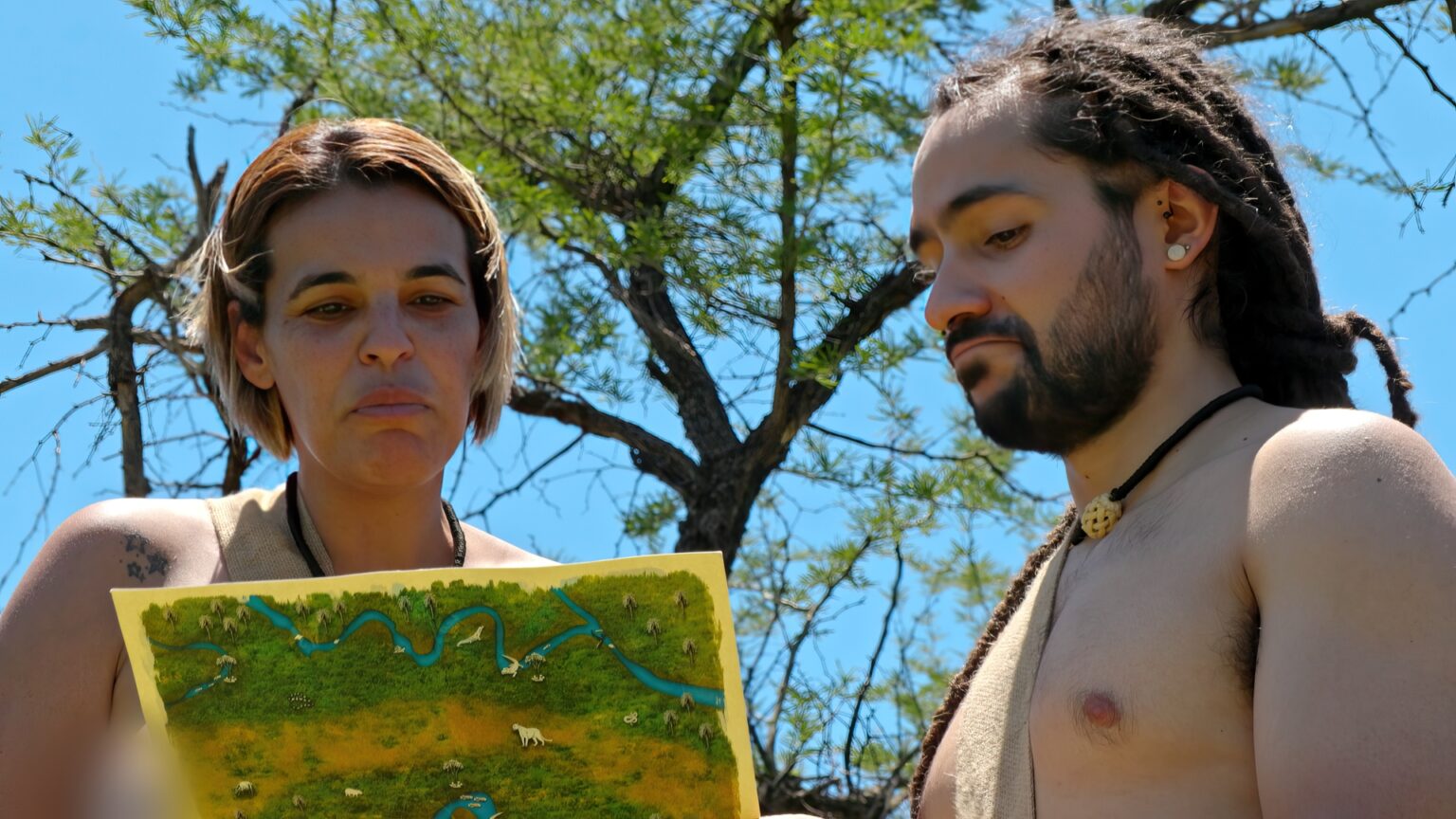 Estela e Gus em Largados e Pelados - Latinos (Divulgação / Max)